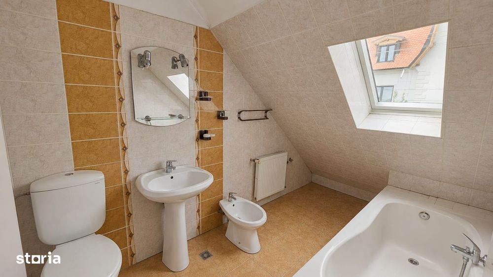 OPORTUNITATE! Proprietate cu potential de conversie | 7 apartamente