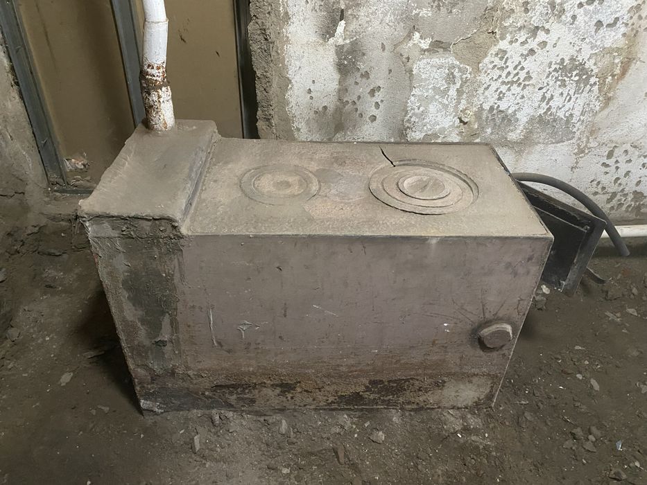 Продам металлическую печь