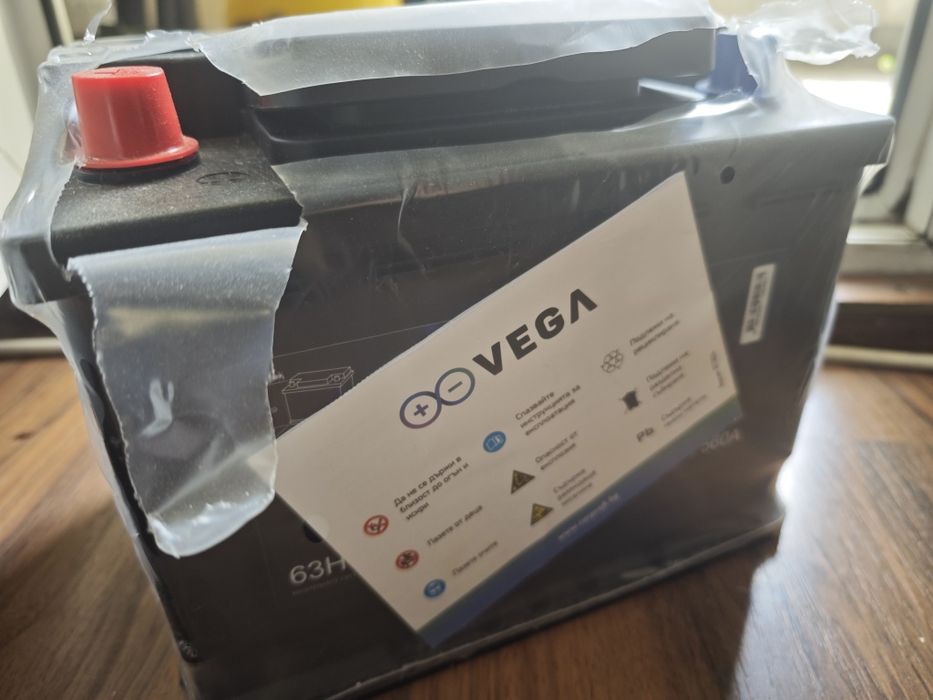 Акумулатор VEGA 12V/63 Ah/560 A   обратен плюс