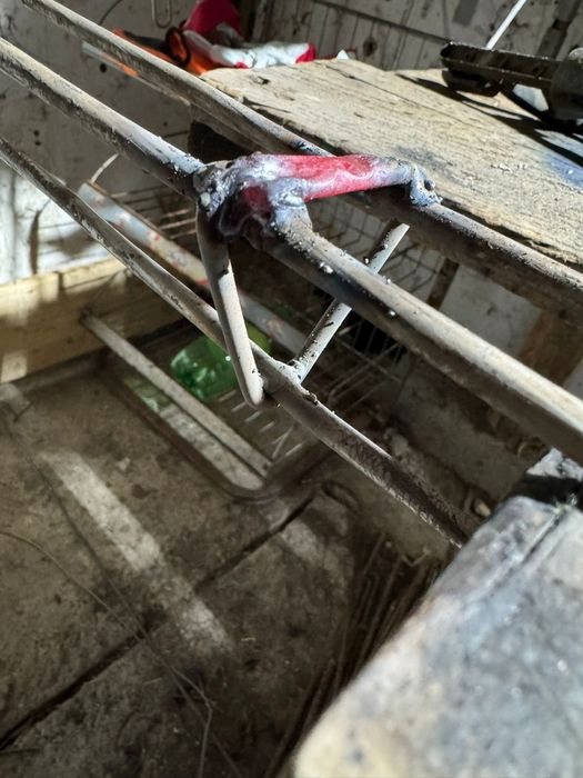 Stâlpi din beton pentru Gard sau vita vie