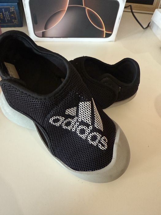 Детски летни обувки Adidas, номер 30