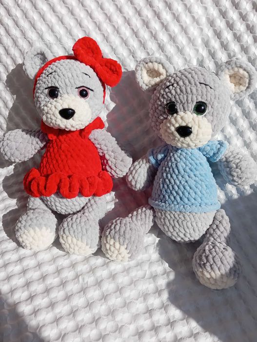 Плюшени мечета ръчно изплетени