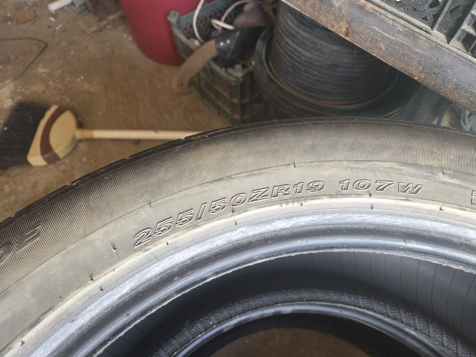 Продам резину в хорошем состояние