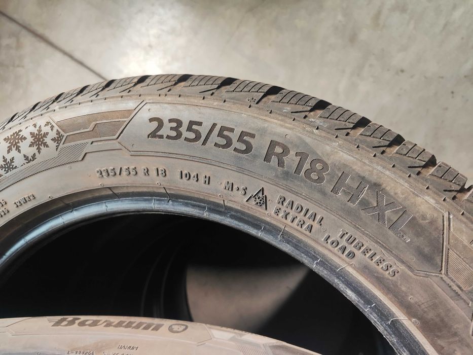 4бр.зимни гуми 235/55/18 Barum