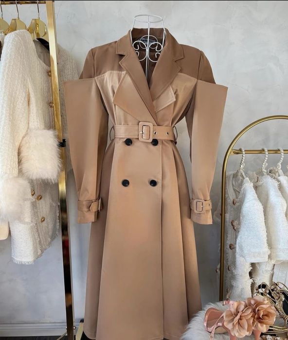 Trenci s nou cu eticheta