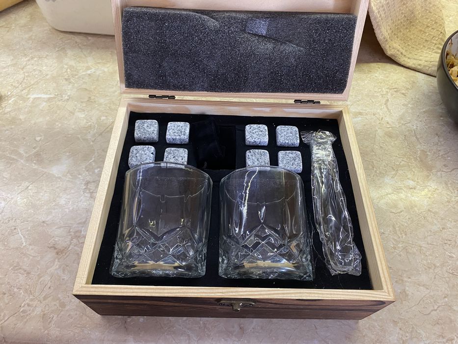 Продам подарочный бокс