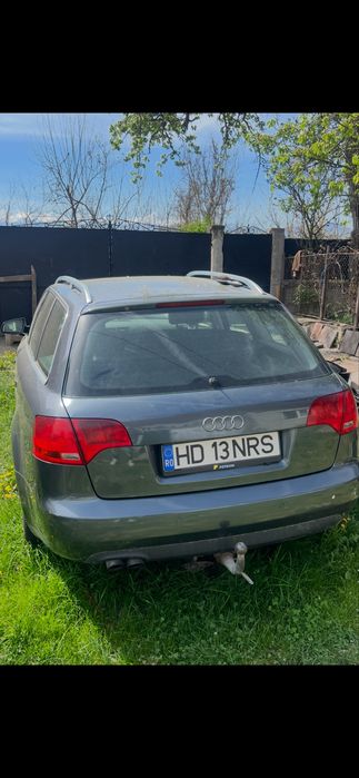 Vand audi a4 b7 avariat