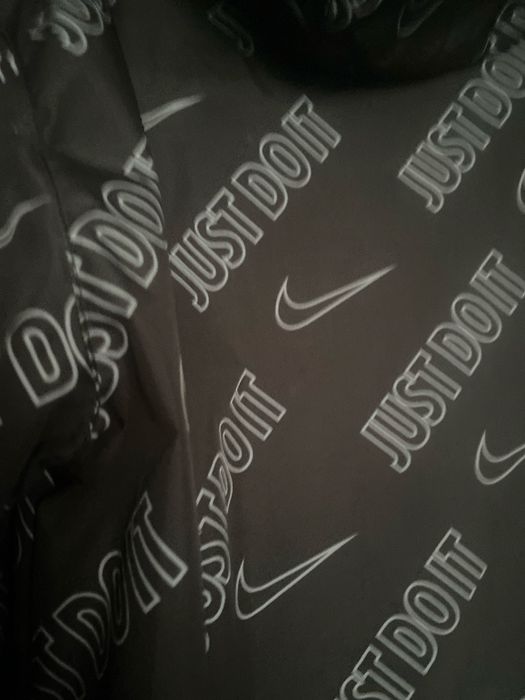 Ветровка Nike унисекс