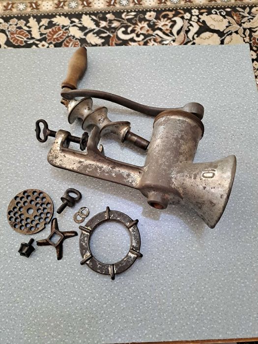 Машинка за мелене на месо