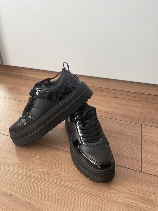 Дамски кецове HUGO