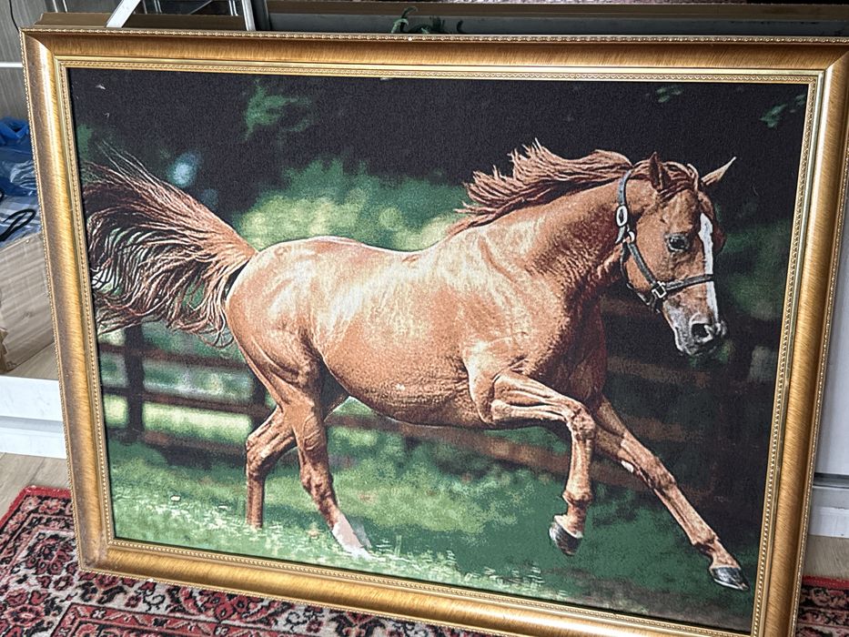 Үлкен  жылқы бейнесі – 110×90 см