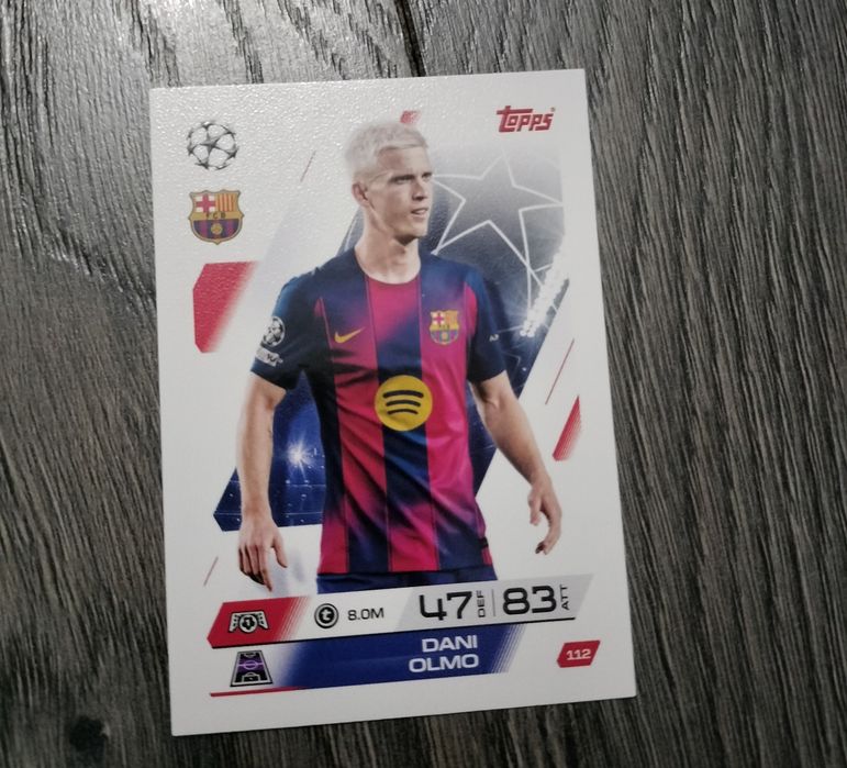 Vând cartonașe Topps Match Attax