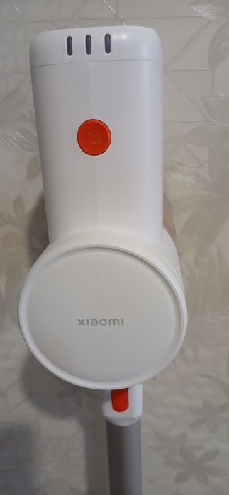 Продам пылесос Xiaomi