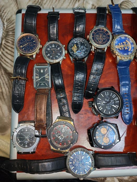 Разные наручные часы