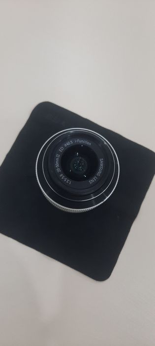 Объектив Samsung NX1000