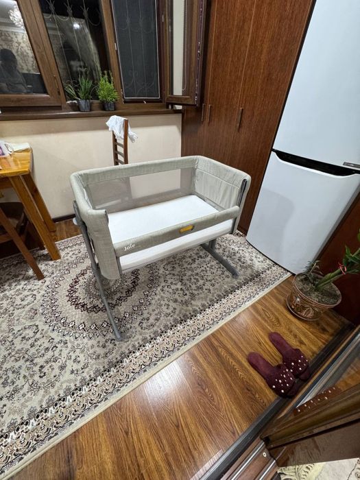 Joie Roomie Glide, Манеж-кровать