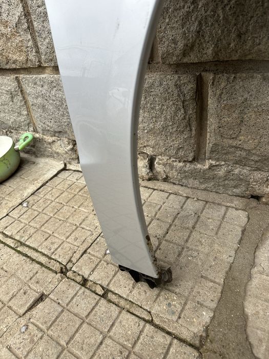 Десен калник Mercedes R class W251 боя 775