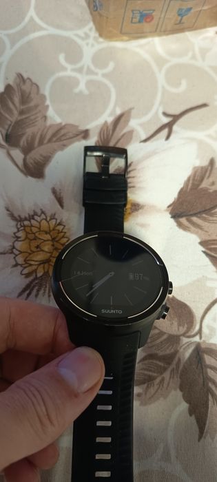 Suunto Baro 9 impecabil