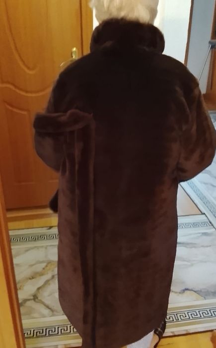 Продам новую шубу