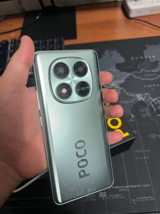 Poco X7 tezda sotiladi.