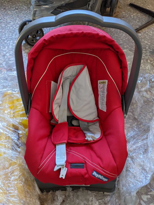 Детска количка Peg Pereggo с кош за автомобил, дъждобран и чанта