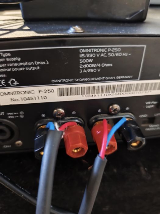 Усилвател с мишпулт Omnitronic