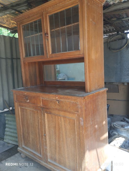 Продам буфет ретро