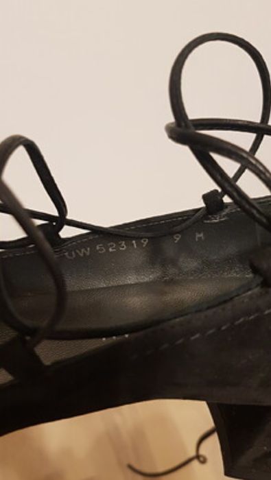 Pantofi Stuart Weitzman negri