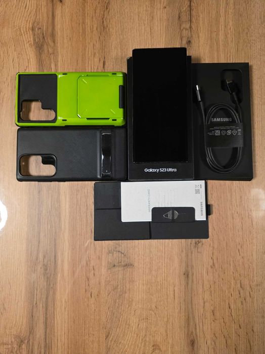 Samsung S23 ultra, 256GB, 8GB RAM, Phantom Black, pachet complet + huse, stare foarte buna, 100% functional