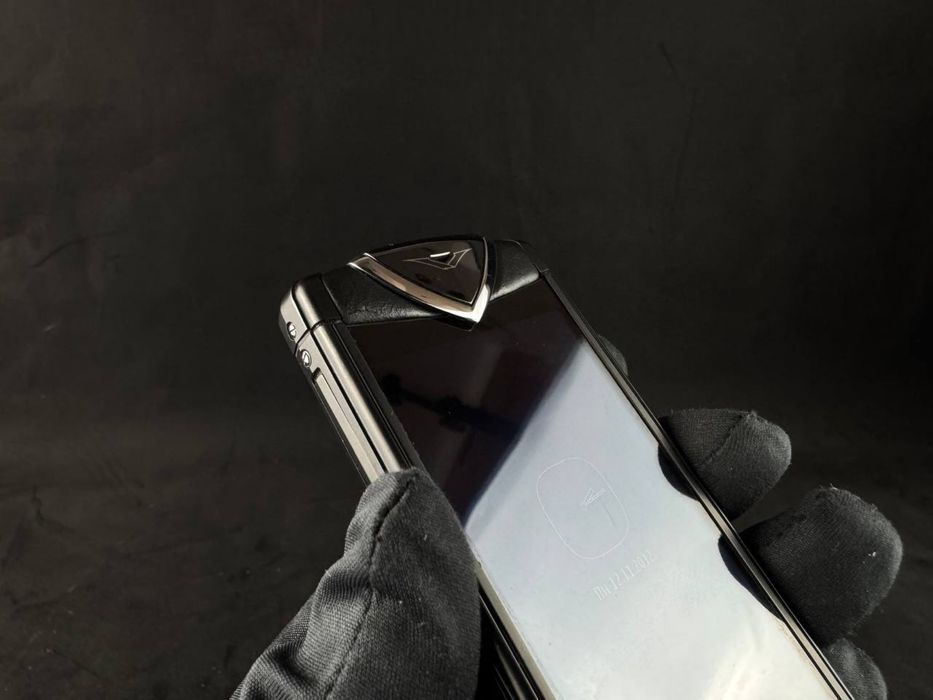 Vertu Constellation T black