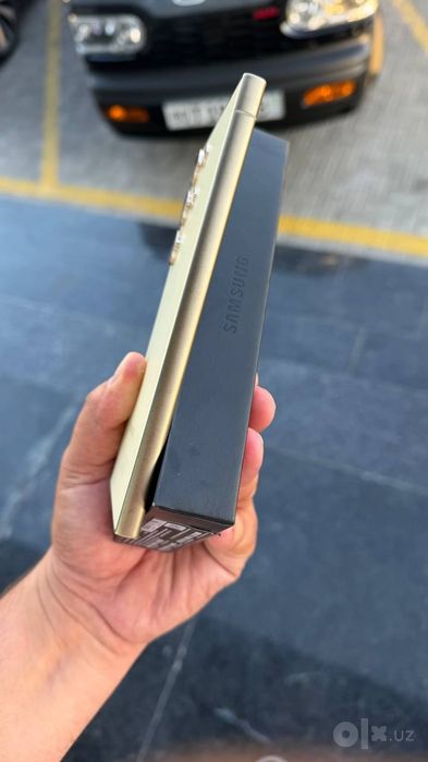 Samsung S24 ultra 5G 12/512 как новый