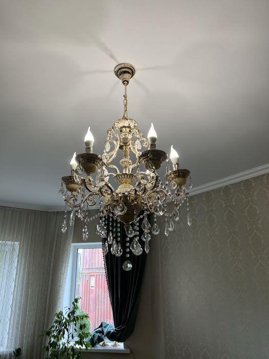 Люстра классическая