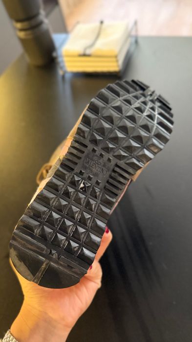 Промо Маратонки Valentino