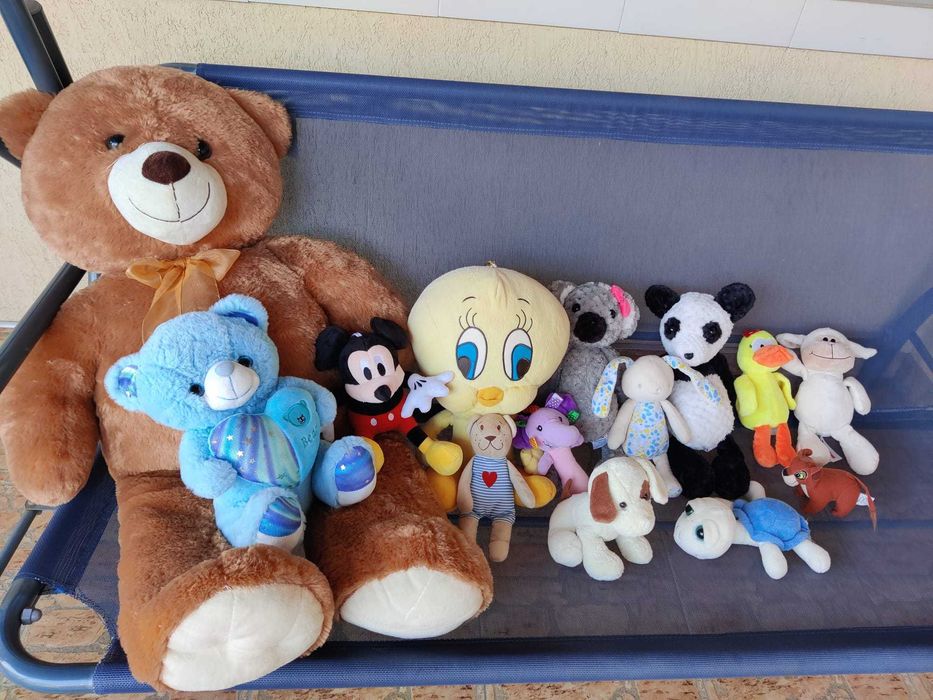 Set jucarii plus 14 bucati