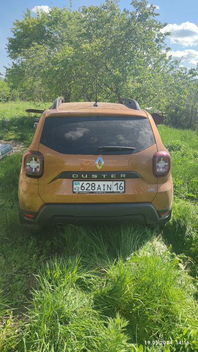 Автомобиль Рено Дастер