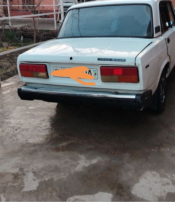 Холати яхши турган мошина