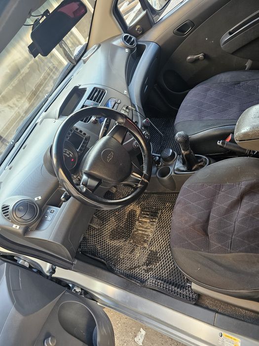 Spar 1 evro mexanika propan 3 pokaleniya  probeg halol