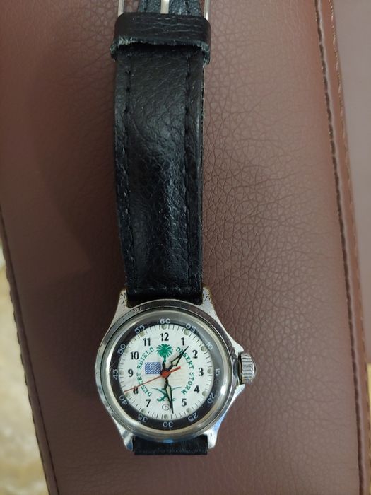 Продам механические часы.