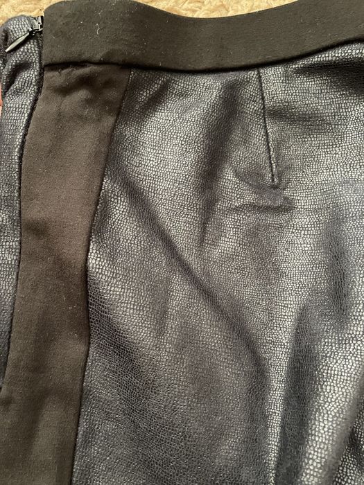 Дамски клин с текстура, носени. Размер 36 (отговаря на S размер)