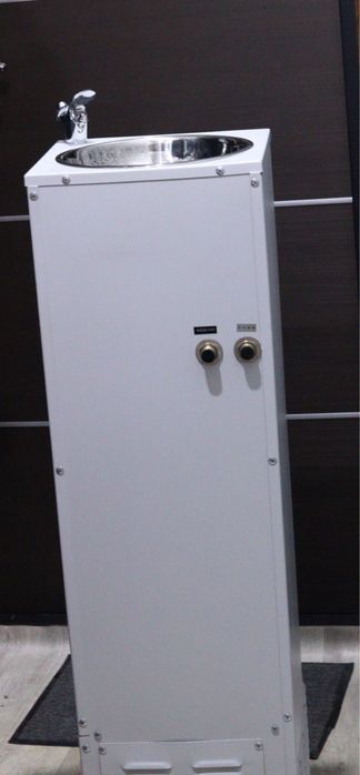 Питьевой фонтанчик