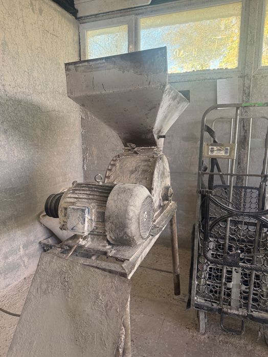 Трифазна Фуражомелка