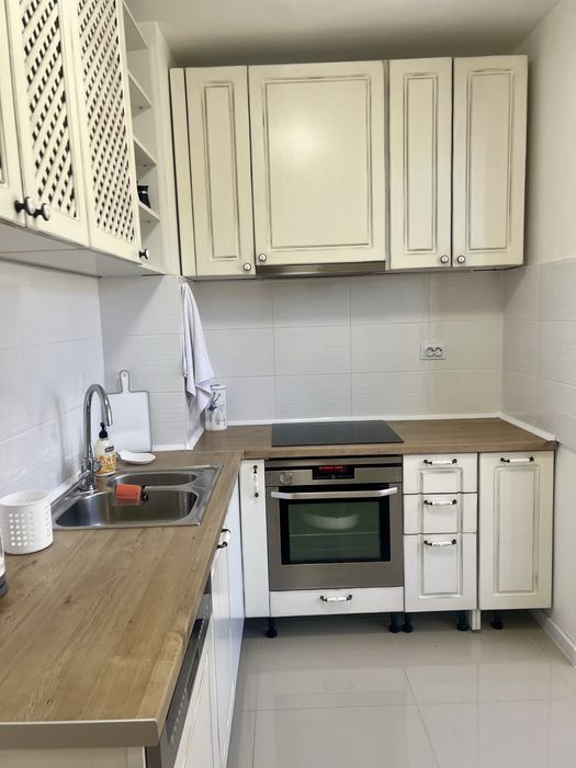 Дава се под наем Тристаен апартамент в Варна, Морска градина - 70 кв.м за 650 € - Снимка #3