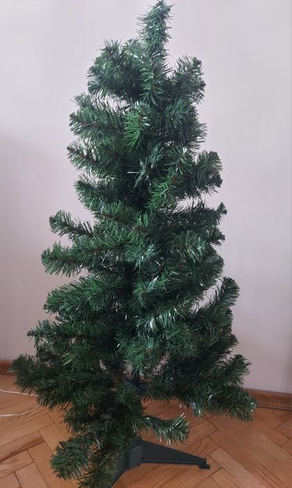 Коледна изкуствена елха