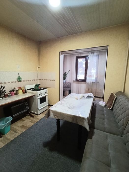 3/1/5. Сергели 2. Квартира 78 м² (подвал, огород). Метро - 500 м.