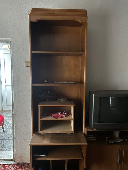 De vânzare mobilă de casă