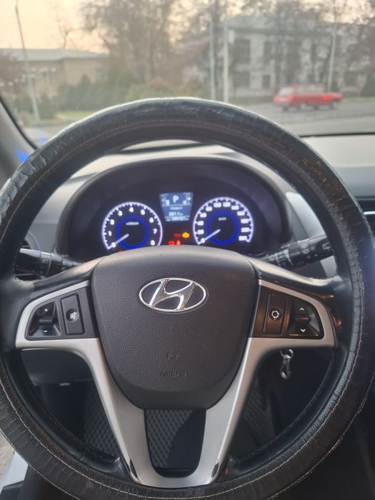Hyundai accent срочно