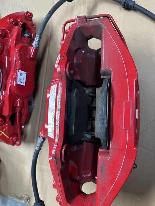 Bmw X5 G05 X6 G06 X7 G07 Комплект чисто нови апарати и дискове.