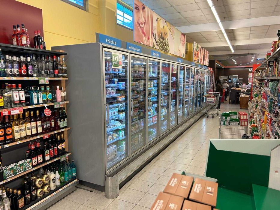 Rafturi frigorifice pentru magazin sau supermarket