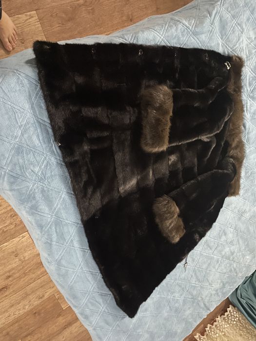 Продам шубу норковую