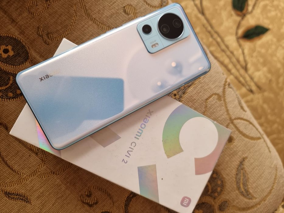 Sotiladi: Xiaomi Civi 2. 
Bu xiaomi 13 lite ga o'xshidi lekin bu boshq